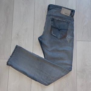 DIESEL JEANS SIZE 36 THAVAR